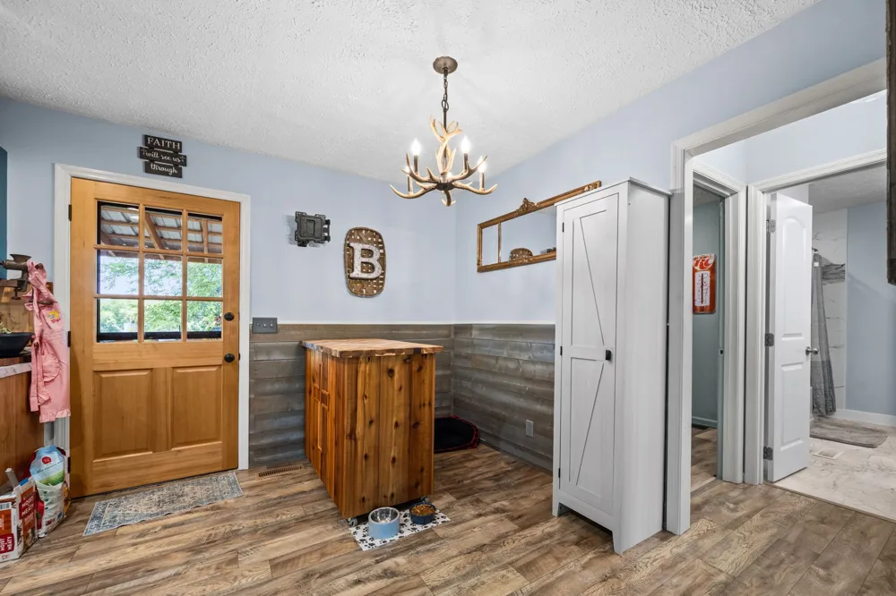 4068 Caney Creek Ln Chapel Hill, TN 37034