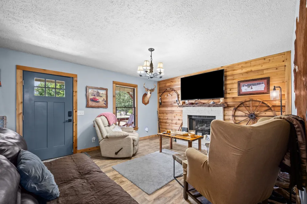 4068 Caney Creek Ln Chapel Hill, TN 37034