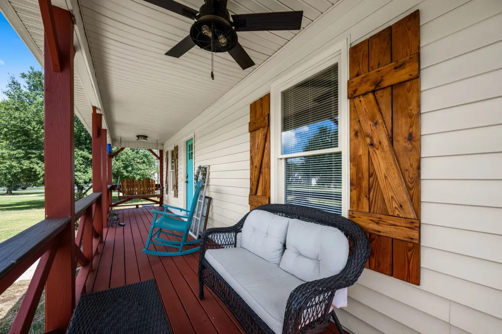 4068 Caney Creek Ln Chapel Hill, TN 37034
