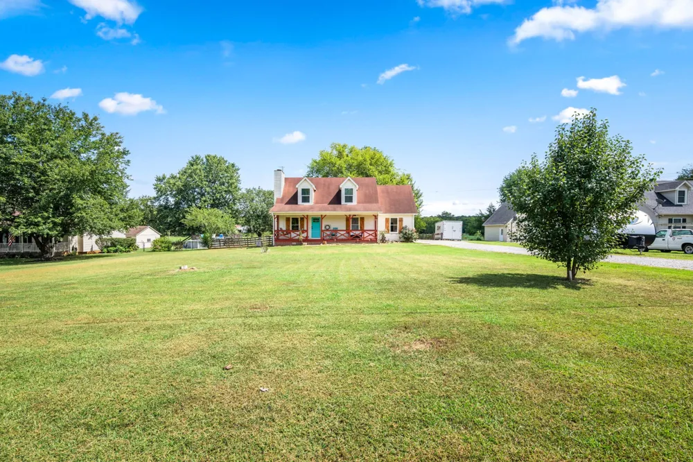 4068 Caney Creek Ln Chapel Hill, TN 37034