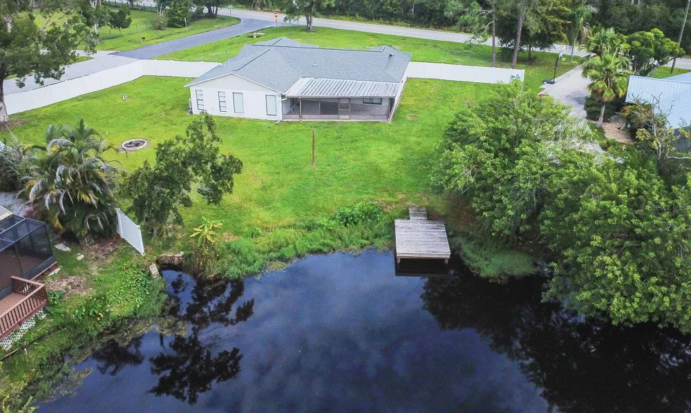 18916 GERACI ROAD Lutz, FL 33548