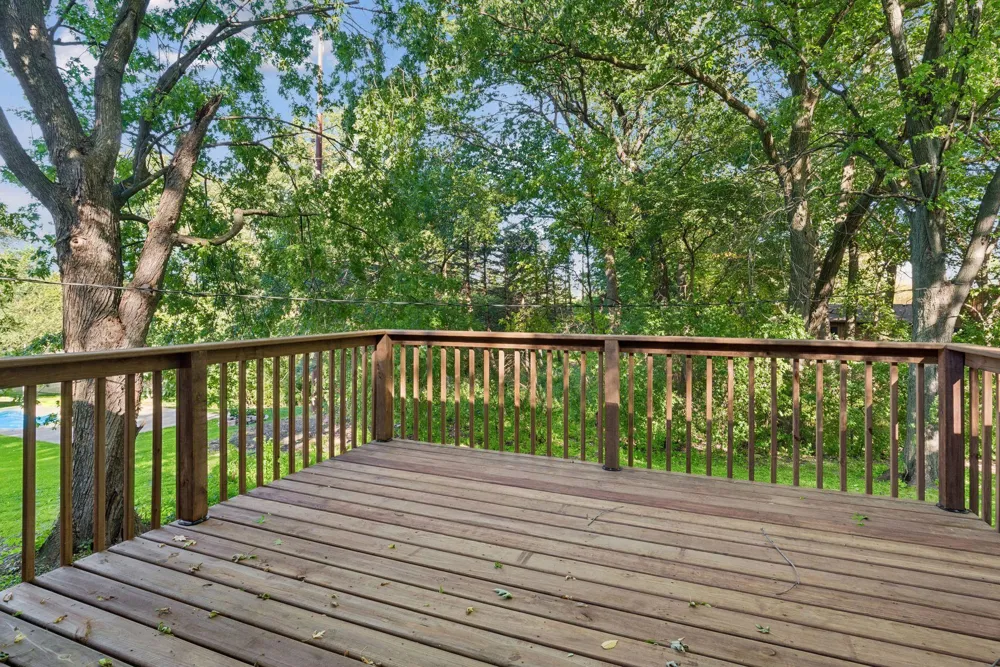 15001 Oakland Avenue S Burnsville, MN 55306