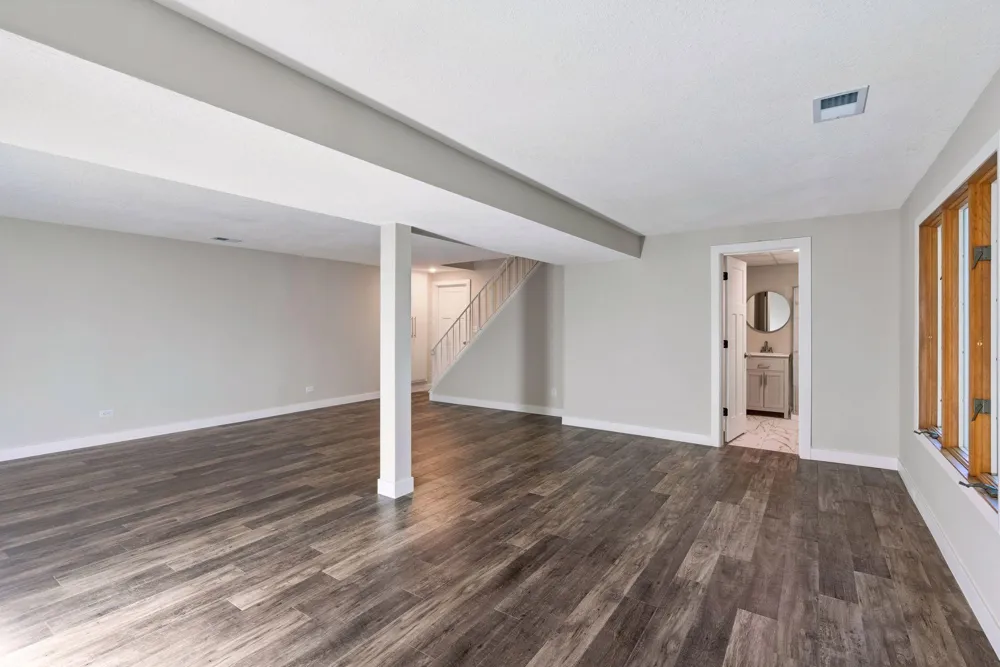 15001 Oakland Avenue S Burnsville, MN 55306
