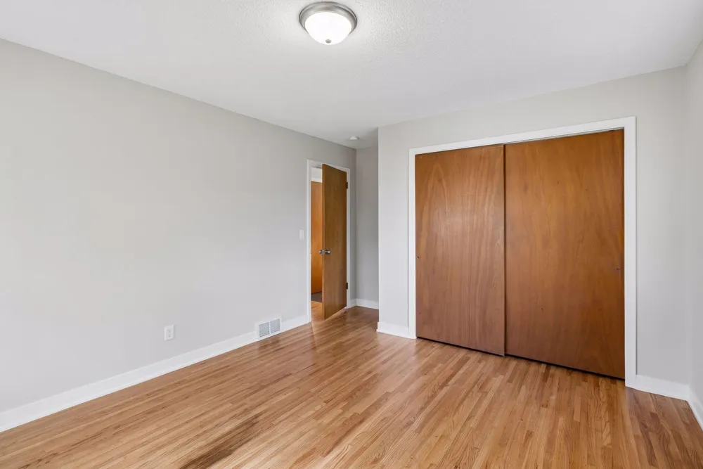 15001 Oakland Avenue S Burnsville, MN 55306