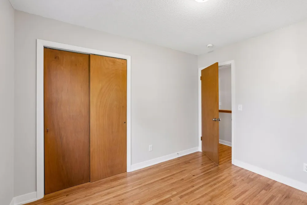 15001 Oakland Avenue S Burnsville, MN 55306
