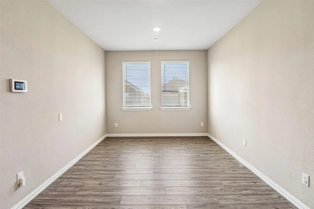 2401 Lemco Drive Forney, TX 75126
