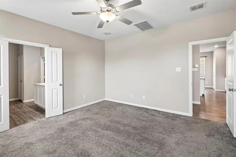 2401 Lemco Drive Forney, TX 75126