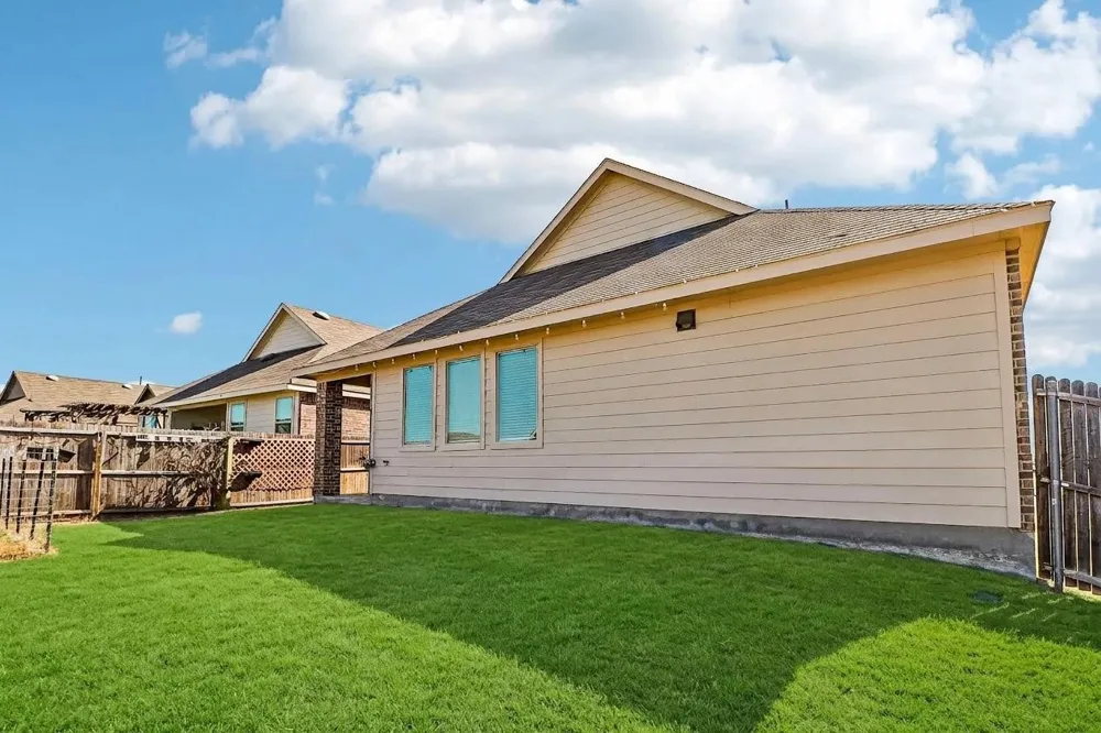 2401 Lemco Drive Forney, TX 75126