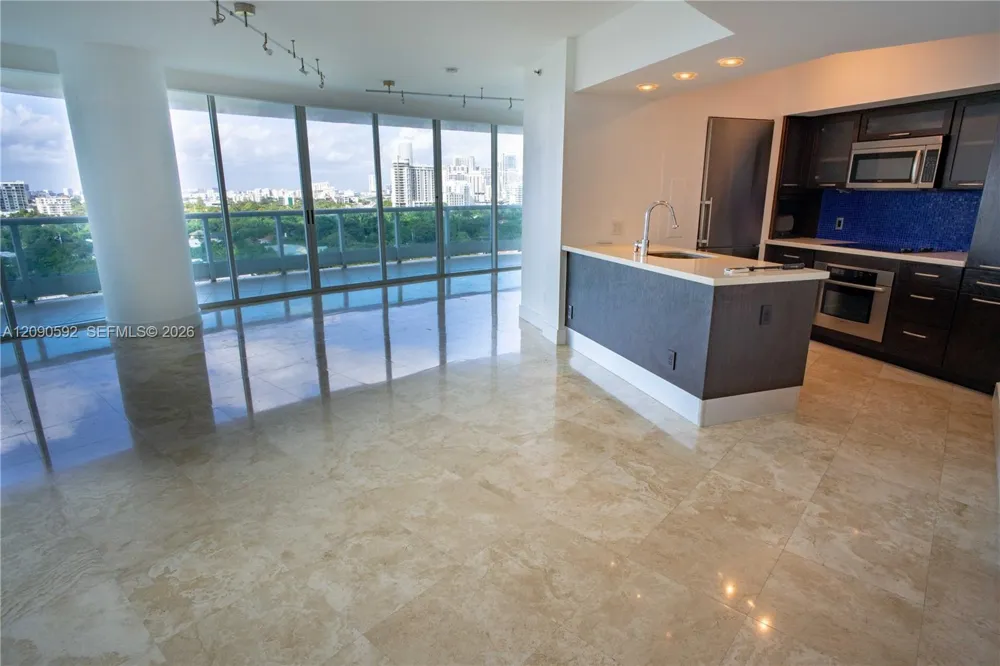 2127 SE Brickell Ave #1406 Miami, FL 33129