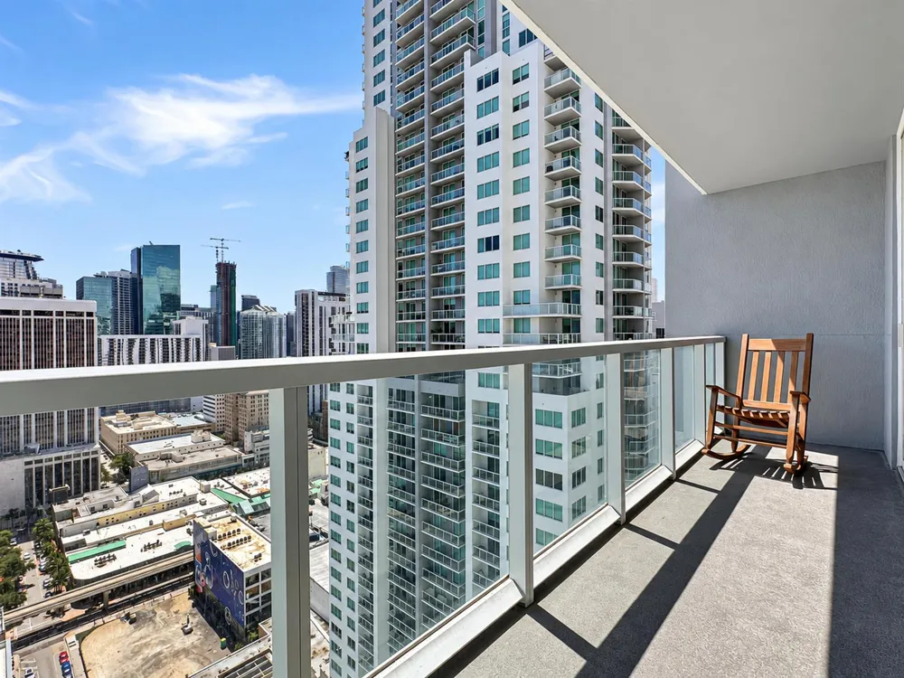 244 BISCAYNE BOULEVARD #3005 Miami, FL 33132