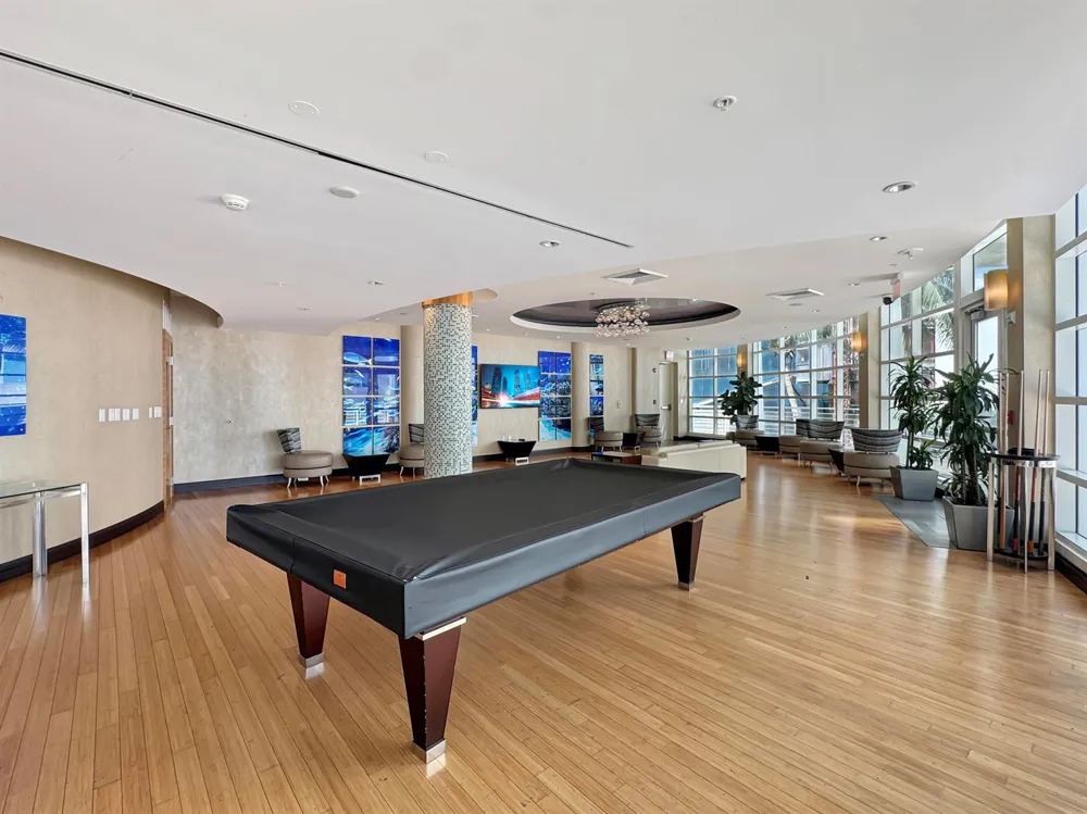 244 BISCAYNE BOULEVARD #3005 Miami, FL 33132