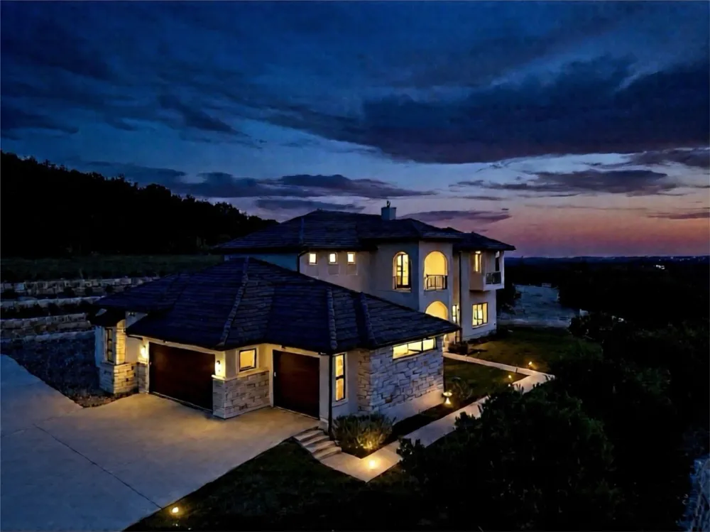 106 Bella Montagna Circle Austin, TX 78734