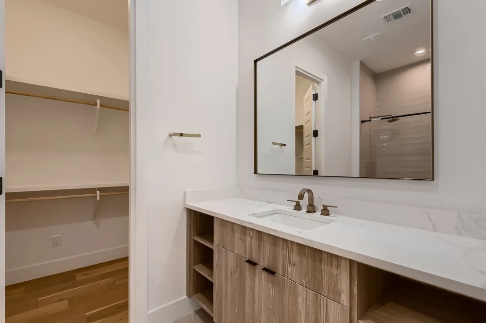 106 Bella Montagna Circle Austin, TX 78734