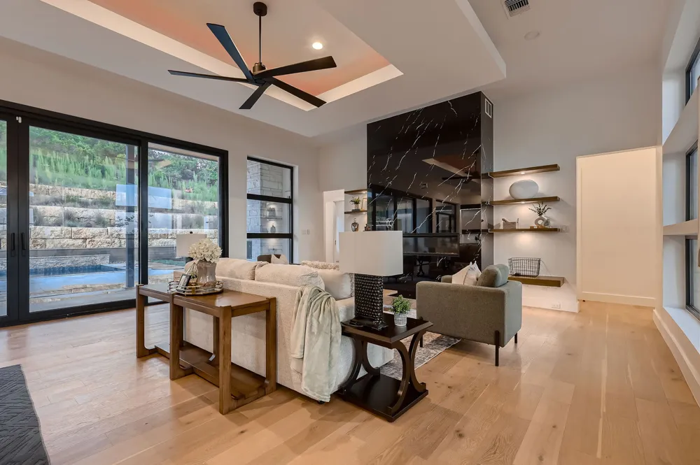 106 Bella Montagna Circle Austin, TX 78734