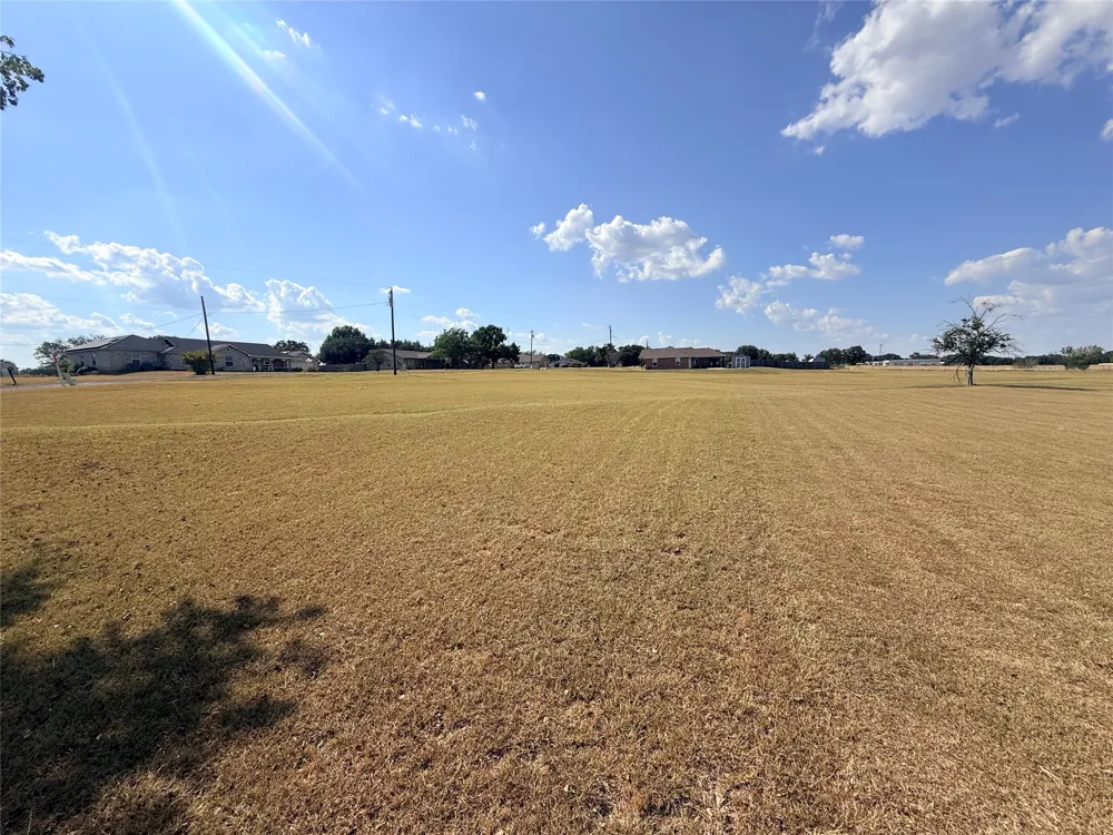 Morris Street Riesel, TX 76682