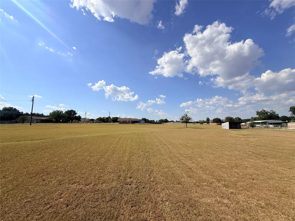 Morris Street Riesel, TX 76682