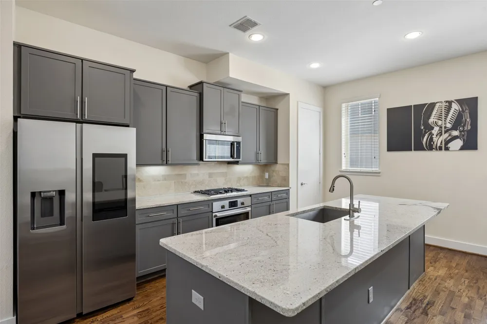 4211 Rawlins Street #252 Dallas, TX 75219