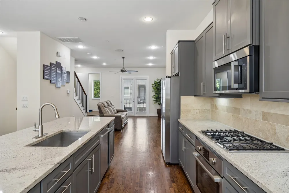 4211 Rawlins Street #252 Dallas, TX 75219