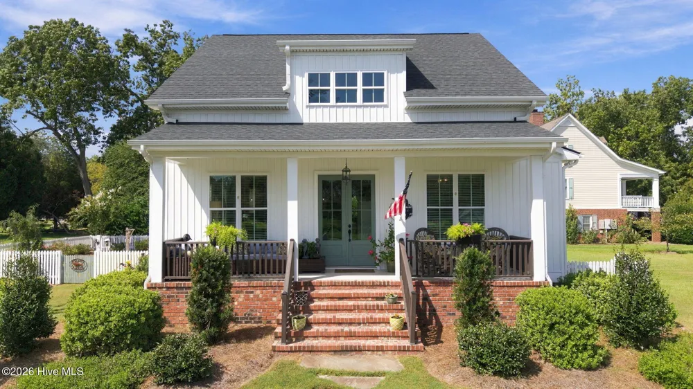 221 S King Street Bath, NC 27808