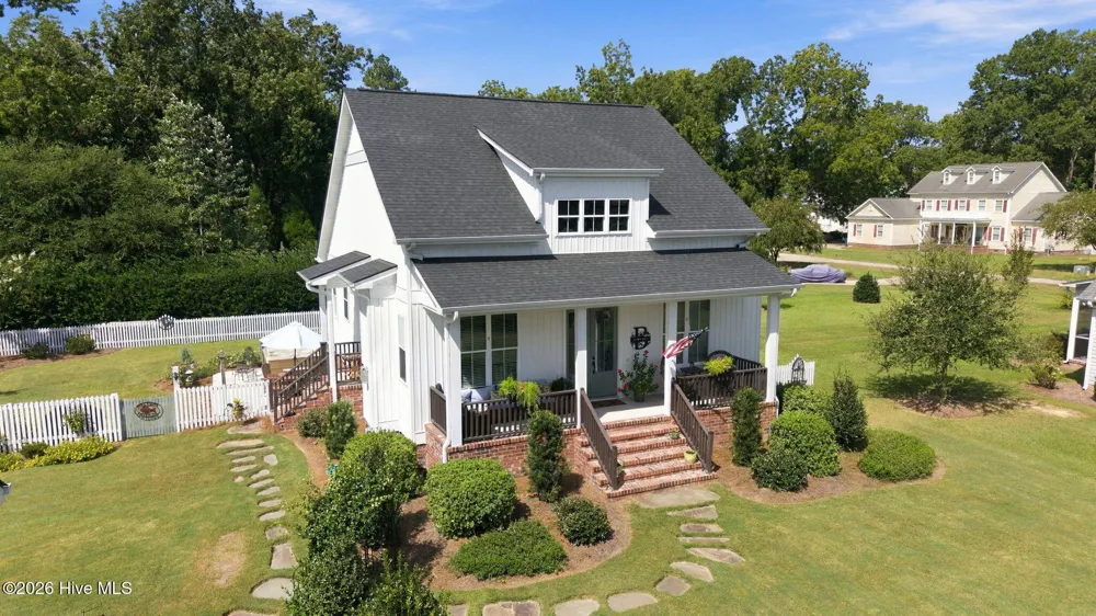 221 S King Street Bath, NC 27808