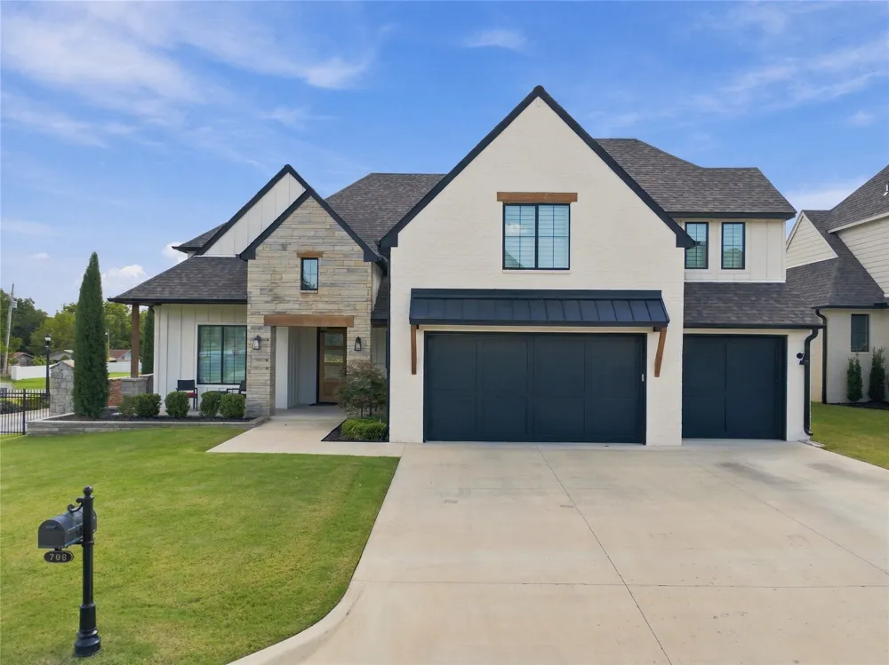 708 W 110 PLACE S Jenks, OK 74037