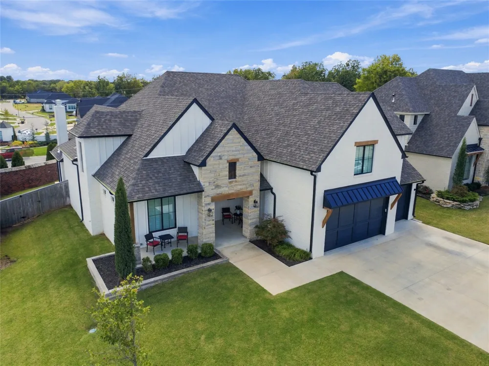 708 W 110 PLACE S Jenks, OK 74037