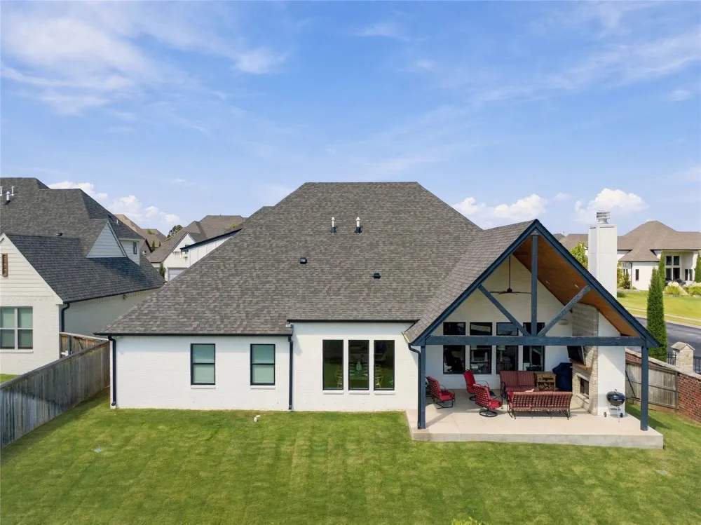 708 W 110 PLACE S Jenks, OK 74037