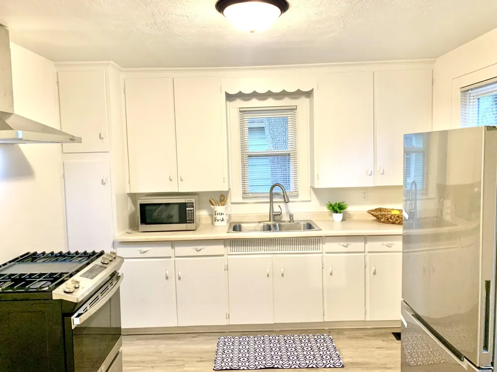 3621 Adams Street Kalamazoo City, MI 49008