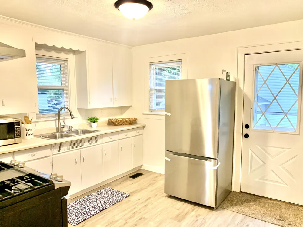 3621 Adams Street Kalamazoo City, MI 49008
