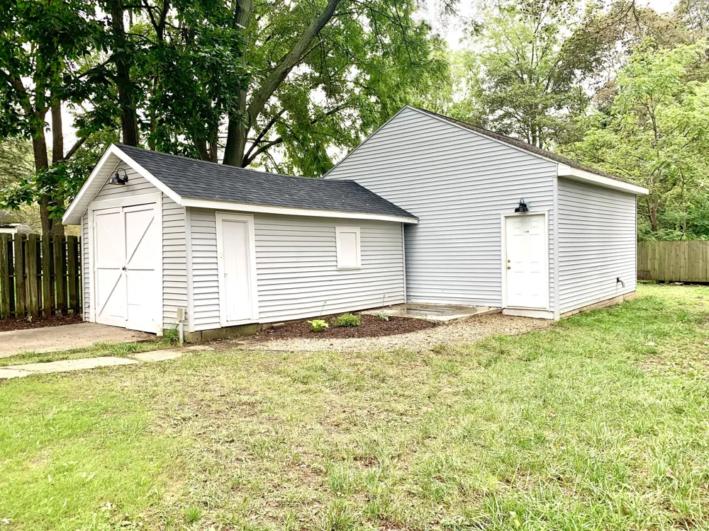 3621 Adams Street Kalamazoo City, MI 49008