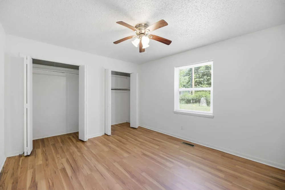 313 E Woodrow Place Tulsa, OK 74106