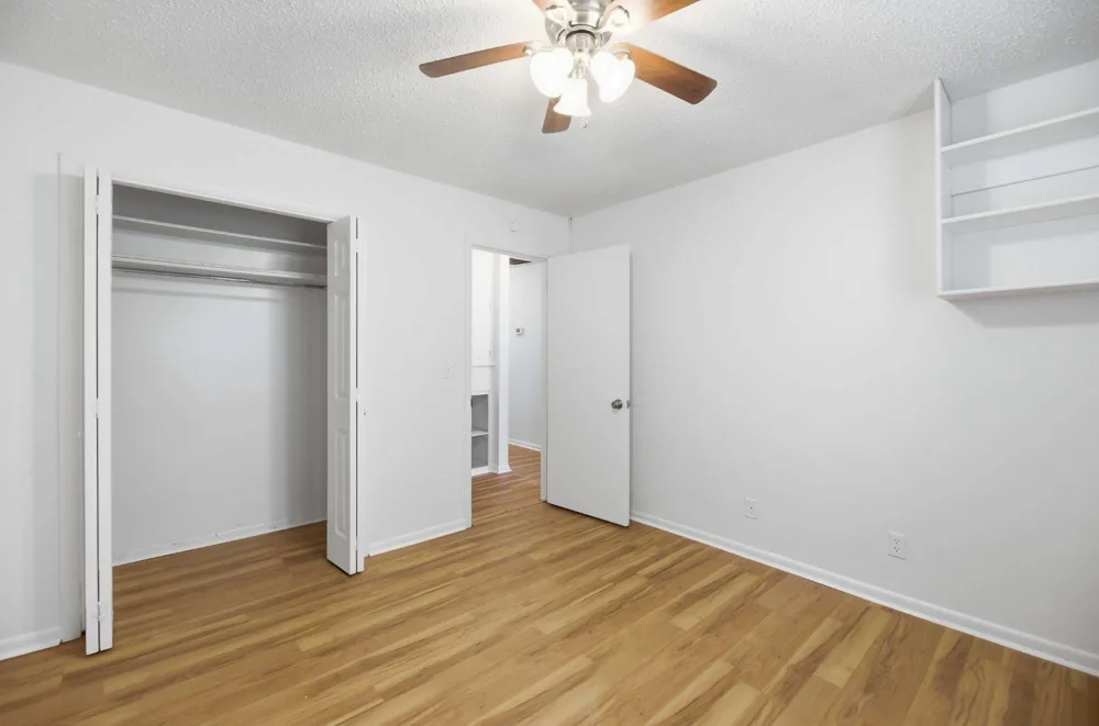 313 E Woodrow Place Tulsa, OK 74106