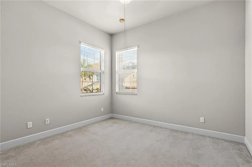 5717 Mango Circle #5717 Naples, FL 34110