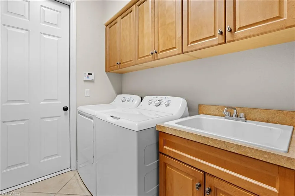 5717 Mango Circle #5717 Naples, FL 34110