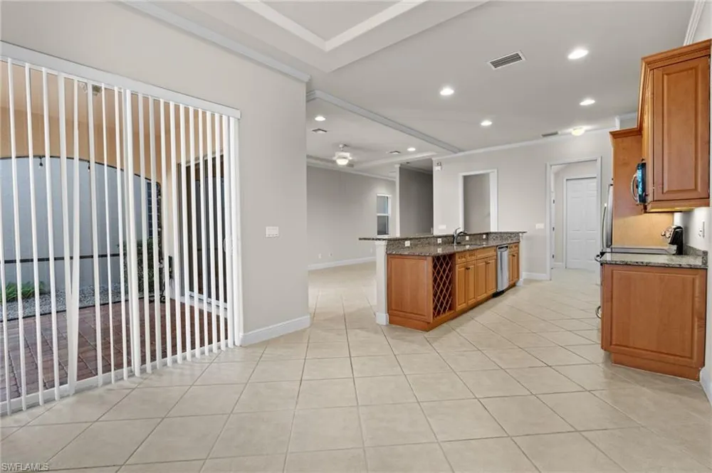 5717 Mango Circle #5717 Naples, FL 34110