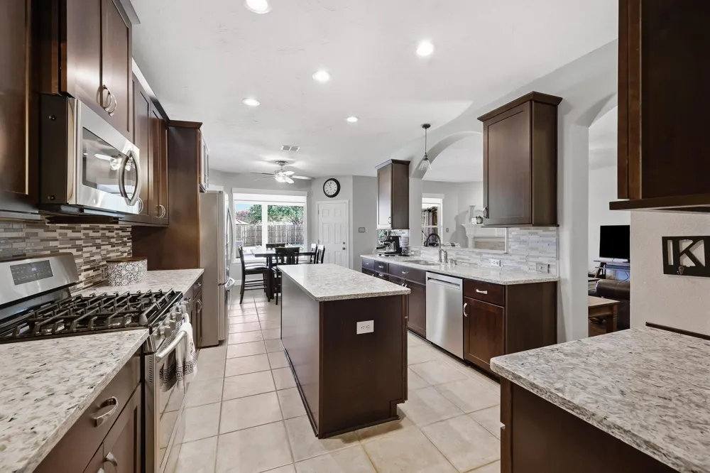 10498 Balsam Court Frisco, TX 75033