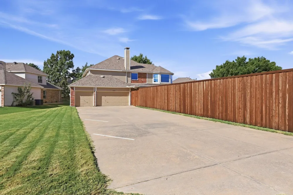 10498 Balsam Court Frisco, TX 75033