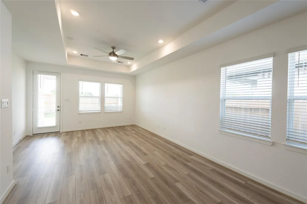 130 Radiant Lane Richmond, TX 77469