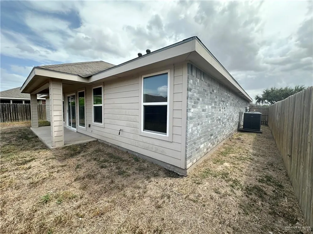 2205 Primrose Drive Weslaco, TX 78596