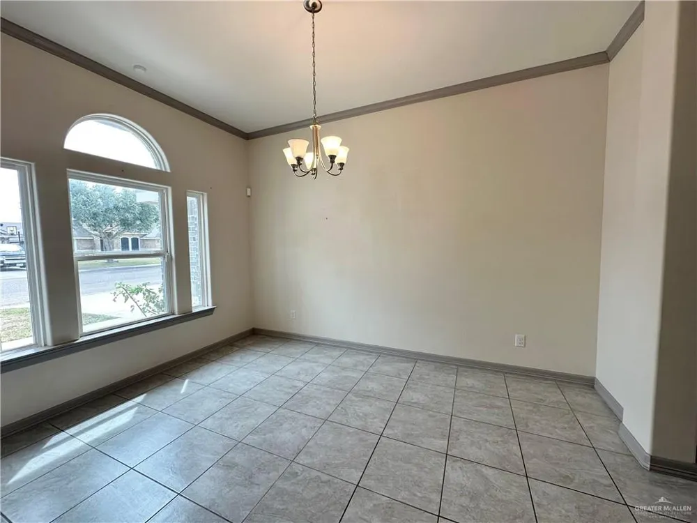 2205 Primrose Drive Weslaco, TX 78596