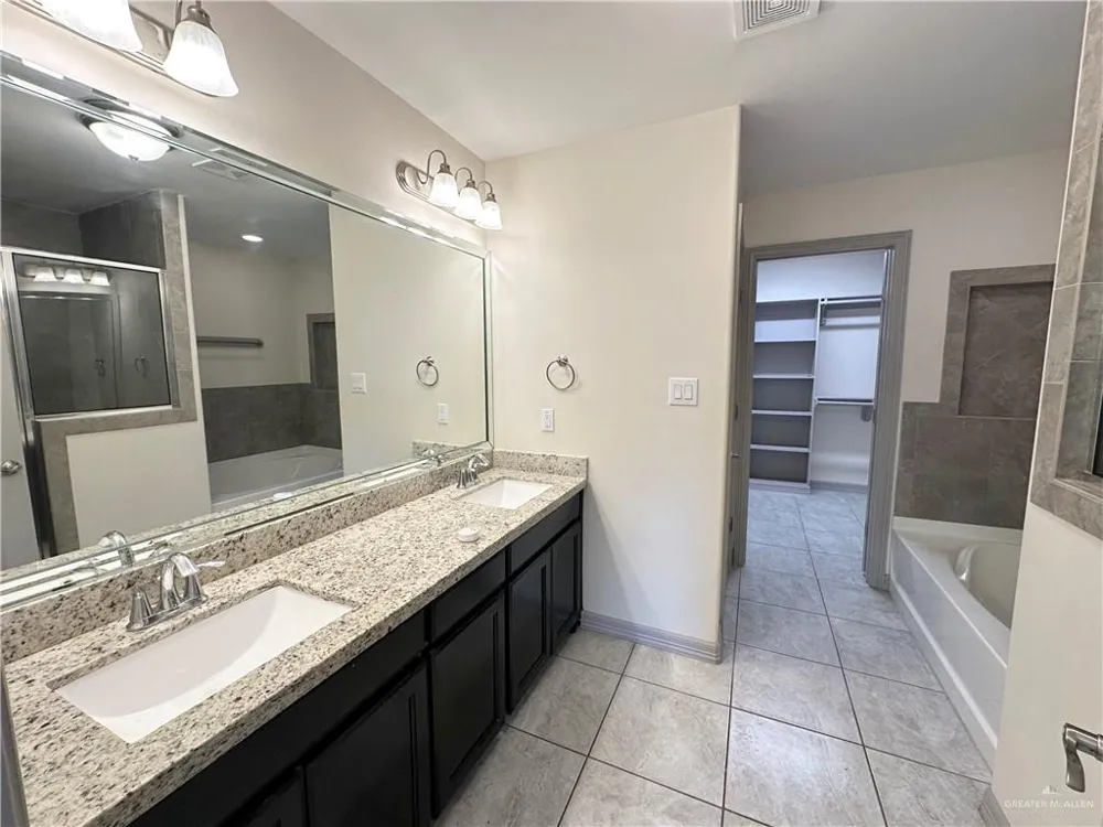 2205 Primrose Drive Weslaco, TX 78596