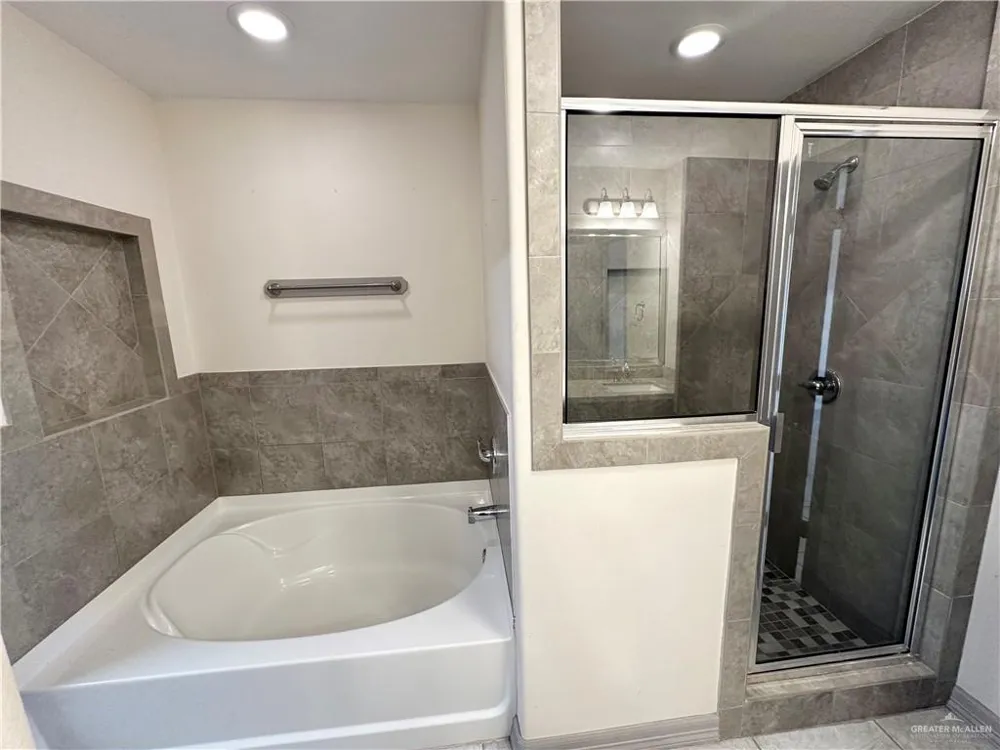 2205 Primrose Drive Weslaco, TX 78596