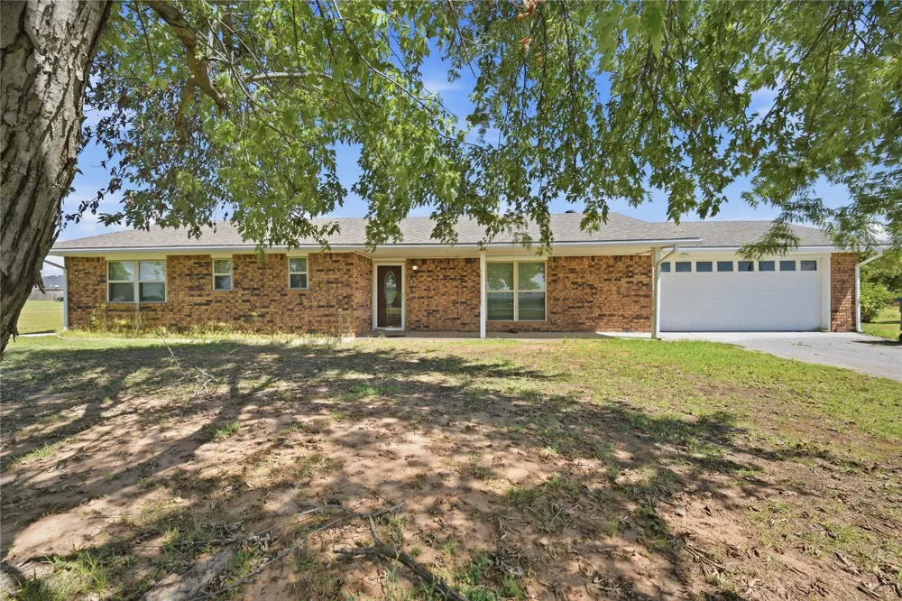 637 Highway 110 Davis, OK 73030