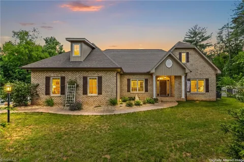 153 Woodridge Drive