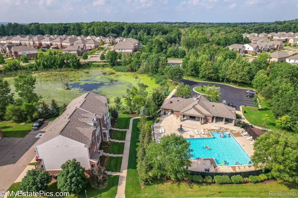 45101 BARTLETT DRIVE Novi City, MI 48377