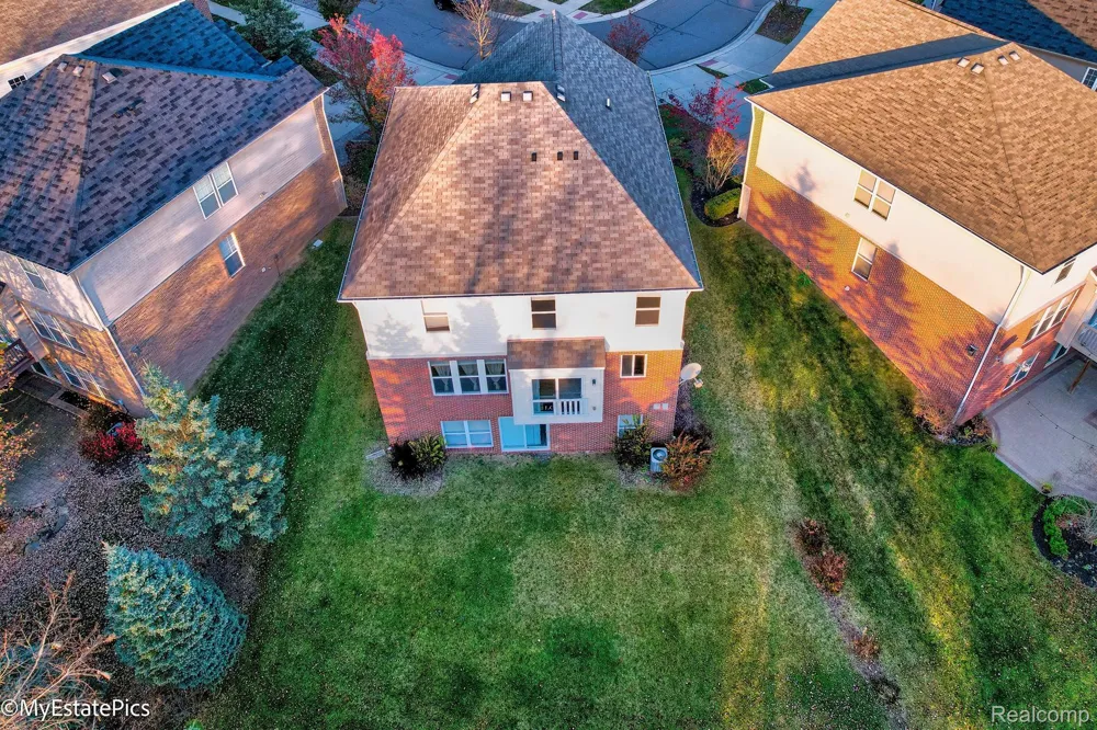 45101 BARTLETT DRIVE Novi City, MI 48377