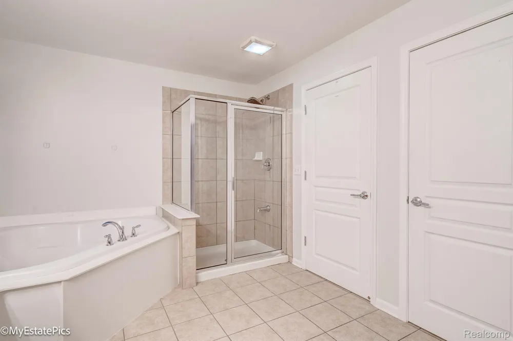 45101 BARTLETT DRIVE Novi City, MI 48377