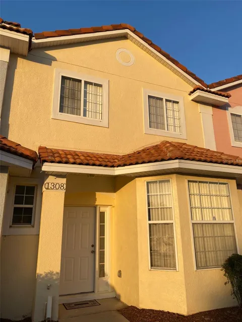 1308 S BEACH CIRCLE
