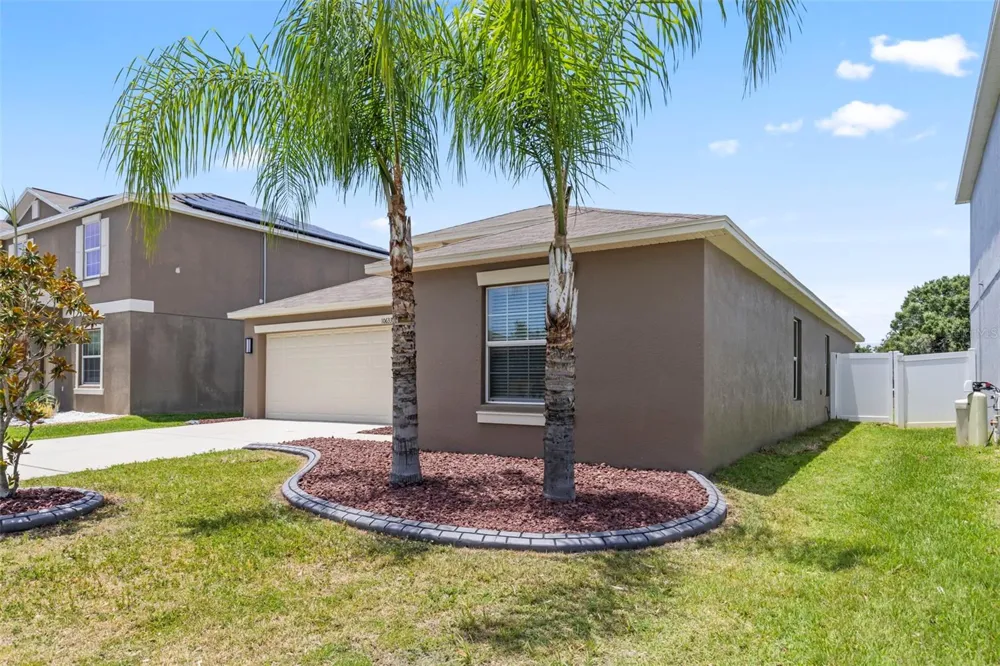 10633 STANDING STONE DRIVE Wimauma, FL 33598