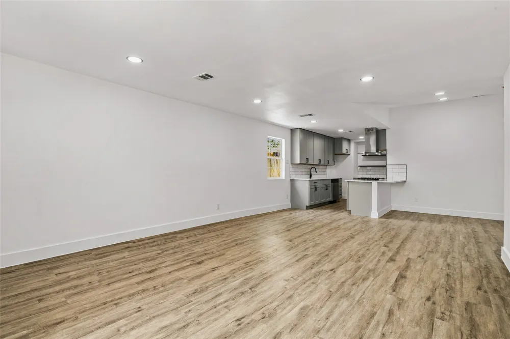 3306 Ridgehaven Street Irving, TX 75062
